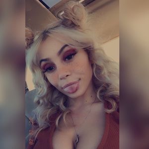 Meet your Posher, Faith